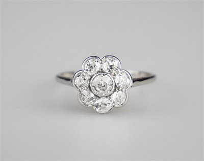 Zlatý art-deco prsten s diamanty