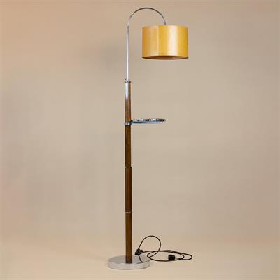 STOJACÍ LAMPA-FUNKCIONALISMUS