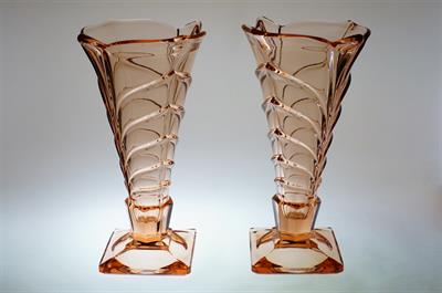 Párové ART - DECO vázy rosalinové sklo R. SCHRÖTER Inwald