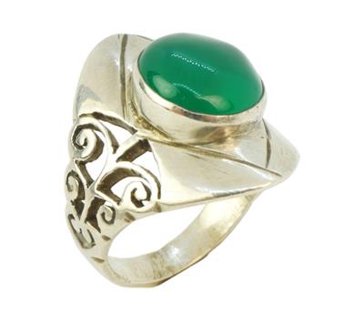 Stříbrný prsten s chryzoprasem