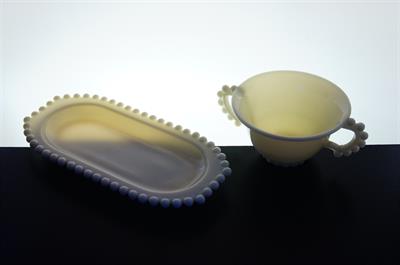 Opálové sklo dekor "PERLIČKY" Rudolf SCHRÖTER , J. INWALD