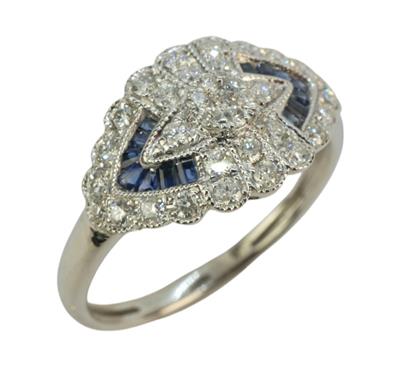 Zlatý prsten se safíry a brilianty