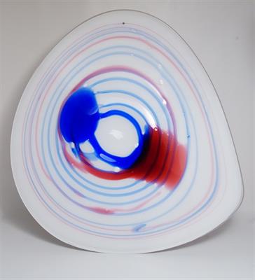 Skleněná plastika k zavěšení na stěnu - Jiří ŠUHÁJEK