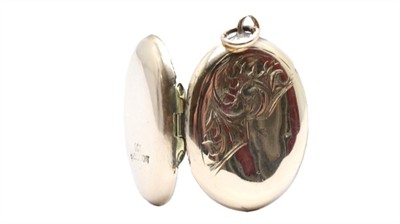 Zlatý přívěsek - medailon