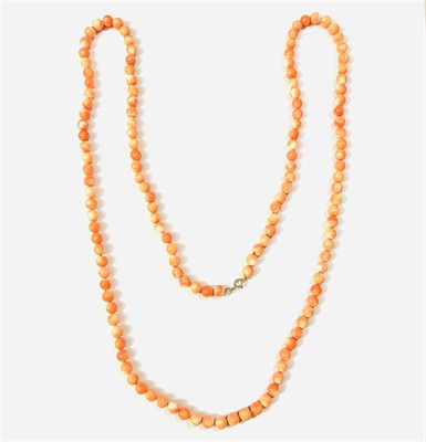 Korálový náhrdelník se zlatým zapínáním, 100 cm