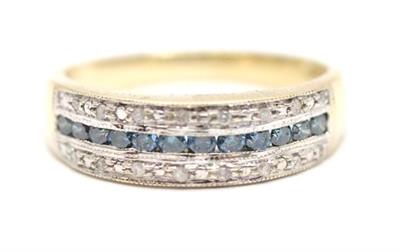 Zlatý prsten s diamanty