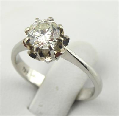 Zlatý prsten se solitérním diamantem - 0,80 ct