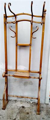 Věšák Thonet
