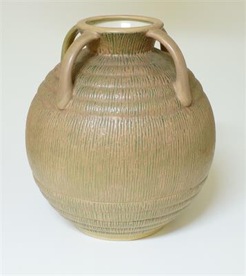 Geometrická secese, velká váza s uchy  zn. AMPHORA Trnovany