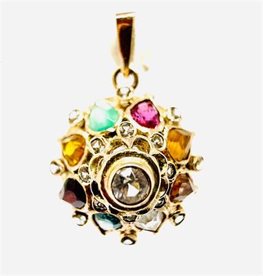 Zdobný zlatý závěs s drahými kameny