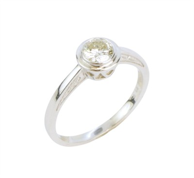 Zlatý prsten s diamantem