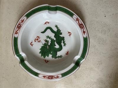 Popelník Míšeň s malovaným čínským drakem