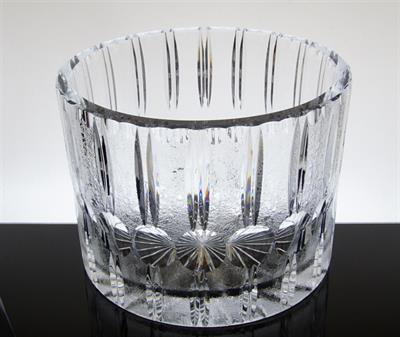 Velmi masivní mísa, broušené čočky - Josef PRAVEC Bohemia