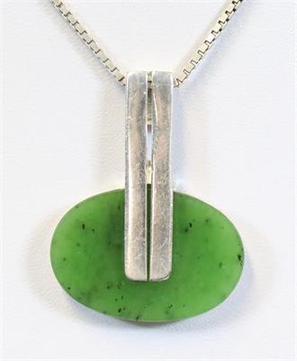 835 Ag náhrdelník s jade