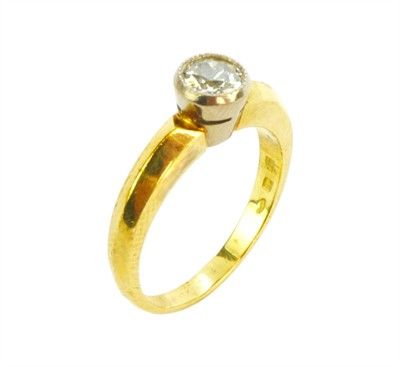 Zlatý prsten s diamantem