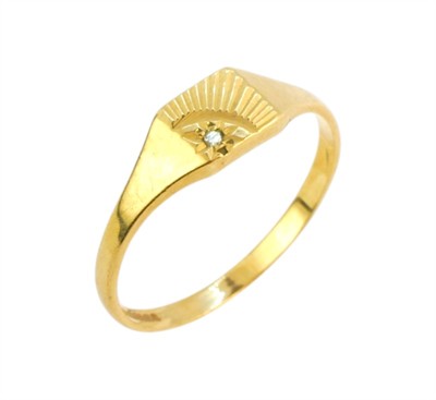 Zlatý prsten s diamantem