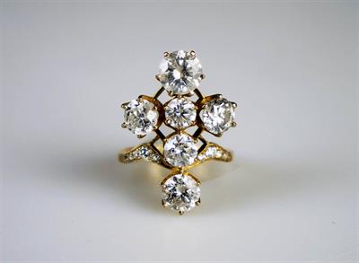 Zlatý prsten s diamanty – 6,18 ct