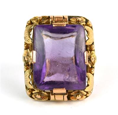 Zlatý prsten s ametystem