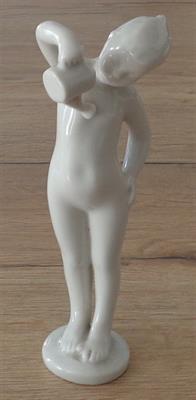 Dívka s konvičkou Royal Dux Jiří Černoch