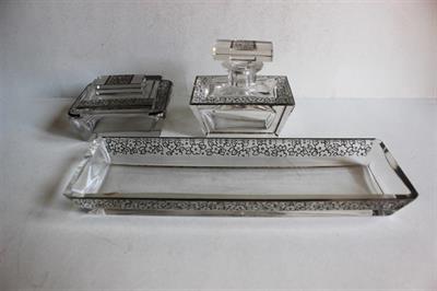 Toaletní sklo J. Pinkava