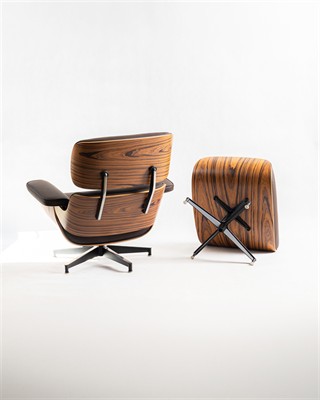 KŘESLO CHARLES & RAY EAMES S PODNOŽKOU