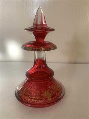 Biedermayer flakon z narůžového skla  se zlatou malbou list