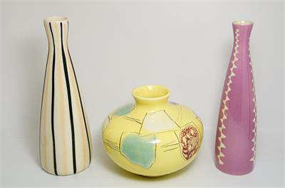 Konvolut keramických váziček ze 60tých let - styl "Brusel"
