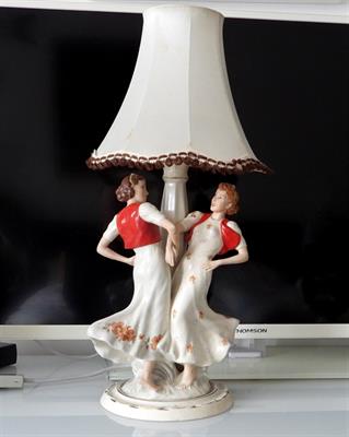 Figurální lampa Royal Dux Import.