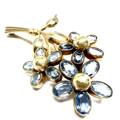 Prvorepubliková brož s modrými kameny - kytice