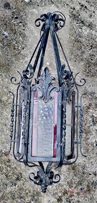 Kovaná lucerna s vitráží