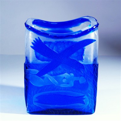 Ivan Rájecký  Váza podle grafiky Karla Sládka