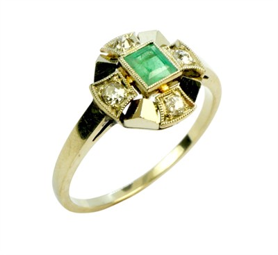 Briliantový prsten se smaragdem