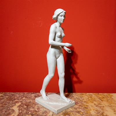 Rosenthal,Ottmar Obermaier, Kráčející ženský akt