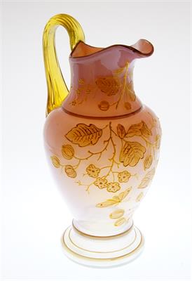 Džbán opálové sklo, malovaný květinový dekor konec 19. stol