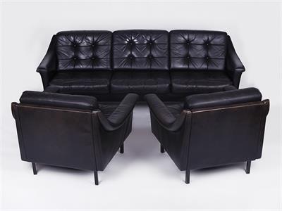 Černá kožená pohovka a 2 křesla, Německo, 60. léta 20. stol