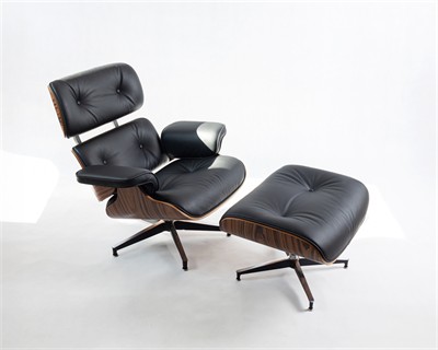 KŘESLO S PODNOŽKOU EAMES..HERMAN MILLER