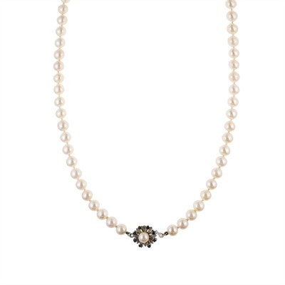 Zlatý náhrdelník s kultivovanými perlami Akoya a safíry