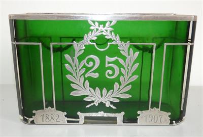 Sicesní váza zdobená stříbrem 25