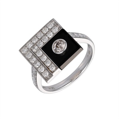 Zlatý prsten s přírodními diamanty 0,80 ct a onyxem