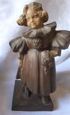 Keramika Bechyně, Slovačka s květinami, r. 1921