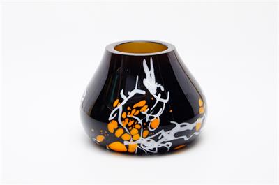 Ojedinělá váza z hutního skla Vladislav URBAN VÚUS Nový Bor