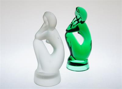 SEDÍCÍ DÍVKA - pár sošek Jitka FOREJTOVÁ Rudolfova huť