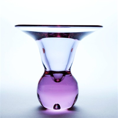 Miloslav Klinger  Hutní váza z alexandritu