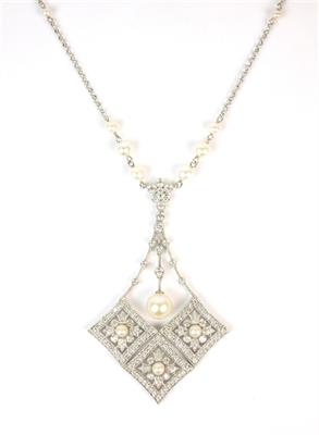 Zlatý náhrdelník s perlami a brilianty 1,35 ct