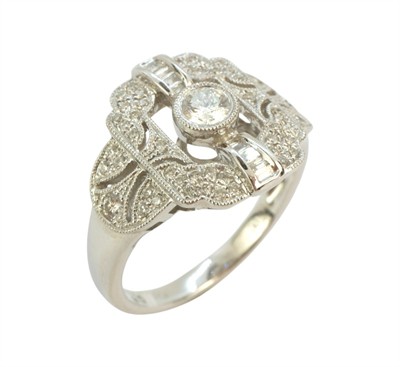 Zlatý prsten s diamanty