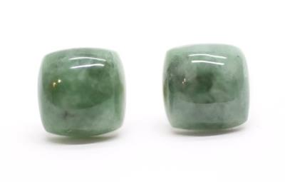 Zlaté náušnice s jadeity