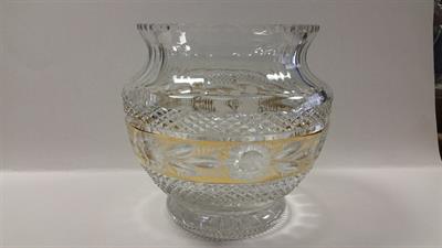 Velká broušená váza