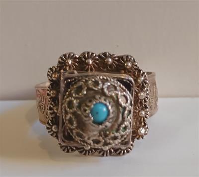 Jedový prsten stříbrný