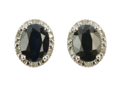 Zlaté náušnice se safíty a diamanty