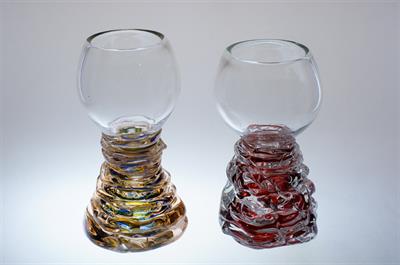 Vázy na 1 květ soubor "KARDINÁL a ARAMIS" Josef M. HOSPODKA